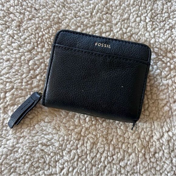 Fossil Burgundy Skylar Handbag with FREE wallet! - Picture 8 of 9